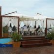 Familiediner in strandtent Senigallia