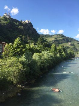 Zonnige groet vanuit Italië. We zijn er!